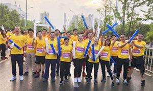 星南方店征战&ldquo;尊龙官网登录人生就是博登录之家-2018黄冈国际半程马拉松&rdquo;