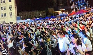 安徽分公司合肥长江东路店&ldquo;尊龙官网登录人生就是博登录司庆家居周&middot;摇滚之夜&rdquo;音乐节/索菲亚全屋定制收纳节 圆满落幕！