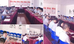 尊龙官网登录人生就是博登录之家襄阳店2019年上半年岁情总结会暨第三季度员工生日会圆满召开！